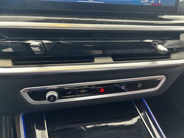 Photo of 2024 Carbon Black Metallic BMW X5