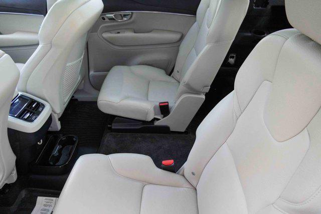Photo of 2020 OSMUIM GREY Volvo XC90
