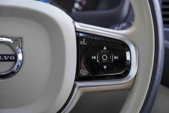 Photo of 2020 OSMUIM GREY Volvo XC90