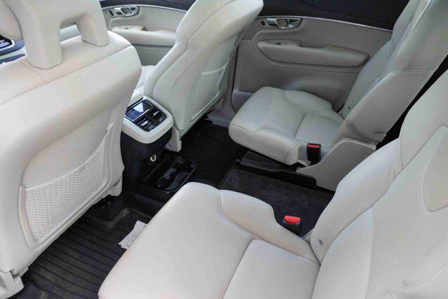 Photo of 2020 OSMUIM GREY Volvo XC90