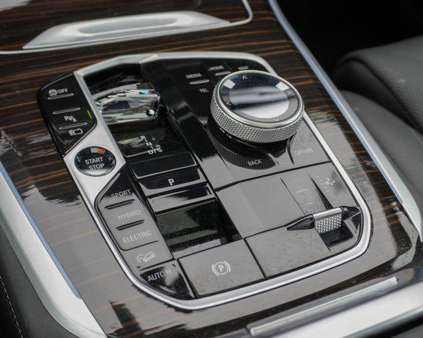 Photo of 2025 Carbon Black Metallic BMW X5 PHEV