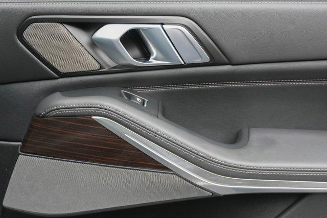 Photo of 2025 Carbon Black Metallic BMW X5 PHEV