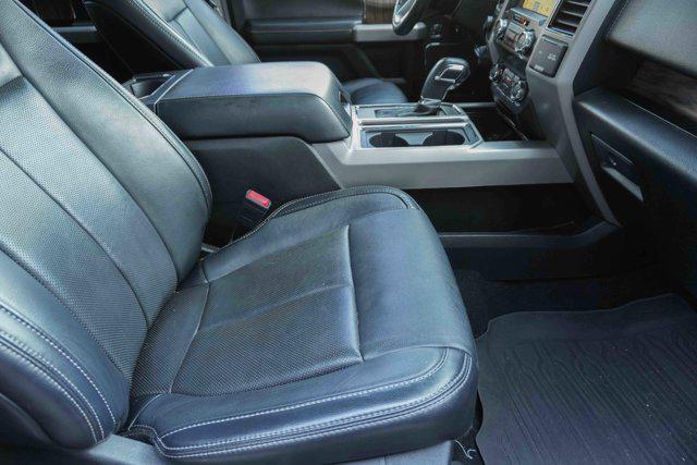 Photo of 2019 BLUE JEANS Ford F-150