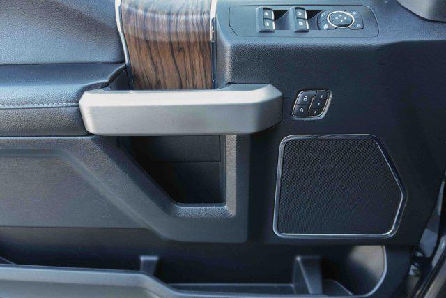 Photo of 2019 BLUE JEANS Ford F-150