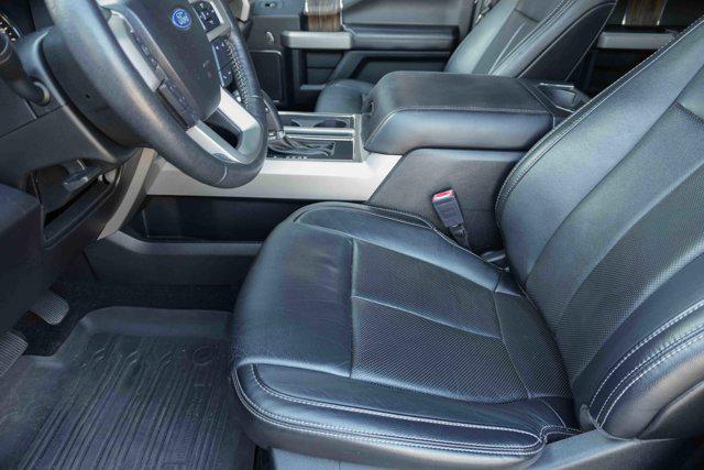 Photo of 2019 BLUE JEANS Ford F-150