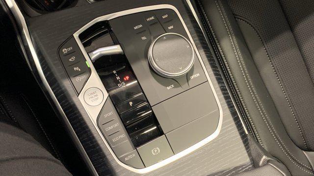Photo of 2025 Black Sapphire Metallic BMW 330