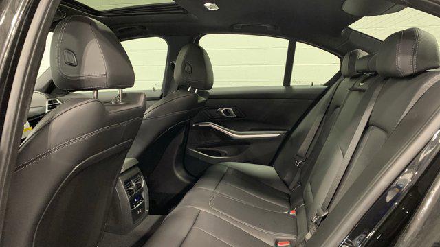Photo of 2025 Black Sapphire Metallic BMW 330