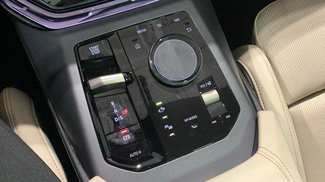 Photo of 2025 Alpine White BMW X3