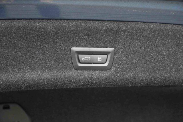 Photo of 2025 Arctic Race Blue Metallic BMW 330