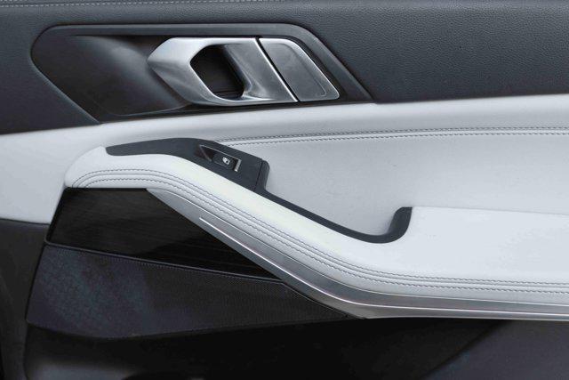 Photo of 2023 Black Sapphire Metallic BMW X5