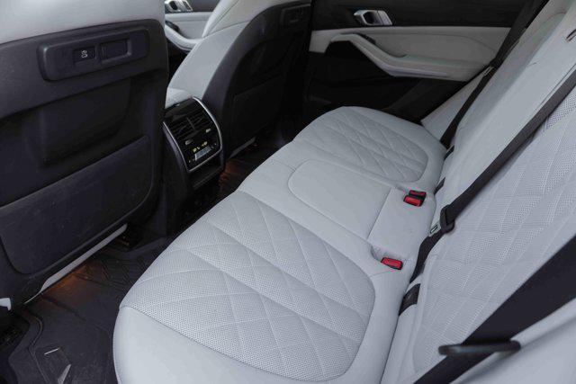 Photo of 2023 Black Sapphire Metallic BMW X5