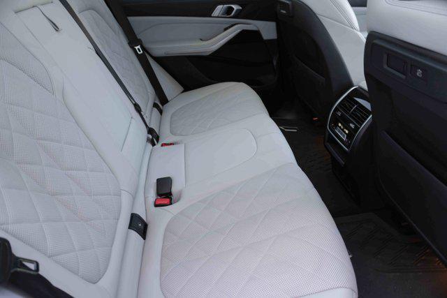 Photo of 2023 Black Sapphire Metallic BMW X5