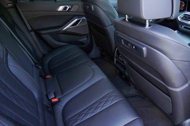 Photo of 2023 Flamenco Red Metallic BMW X6
