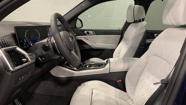 Photo of 2026 Tanzanite Blue II Metallic BMW X5