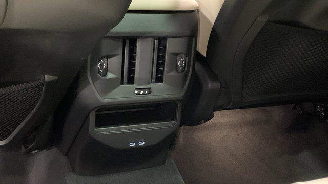 Photo of 2026 Alpine White BMW X3