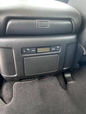 Photo of 2022 Gray Nissan Armada