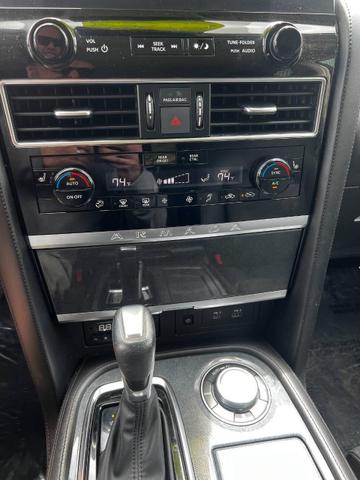 Photo of 2022 Gray Nissan Armada