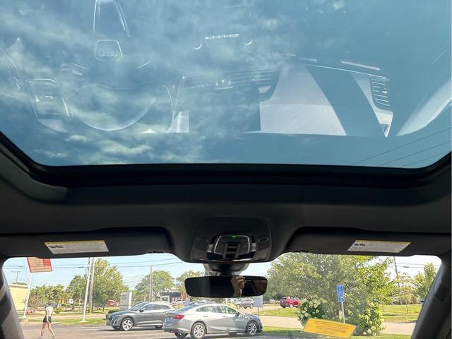 Photo of 2022 Daytona Gray Pearl Effect Audi Q5