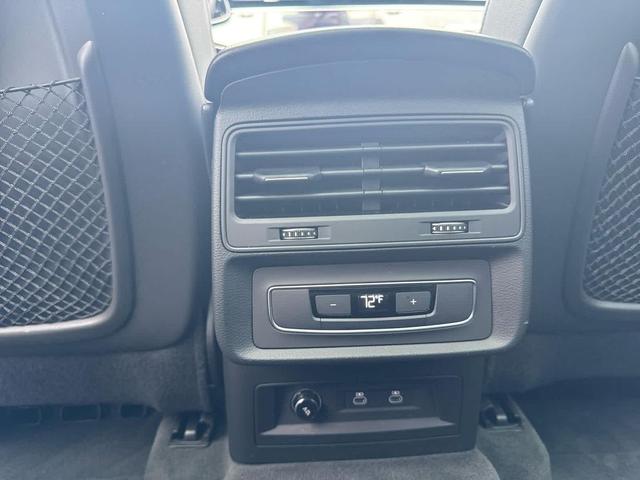 Photo of 2022 Carrara White Audi Q7