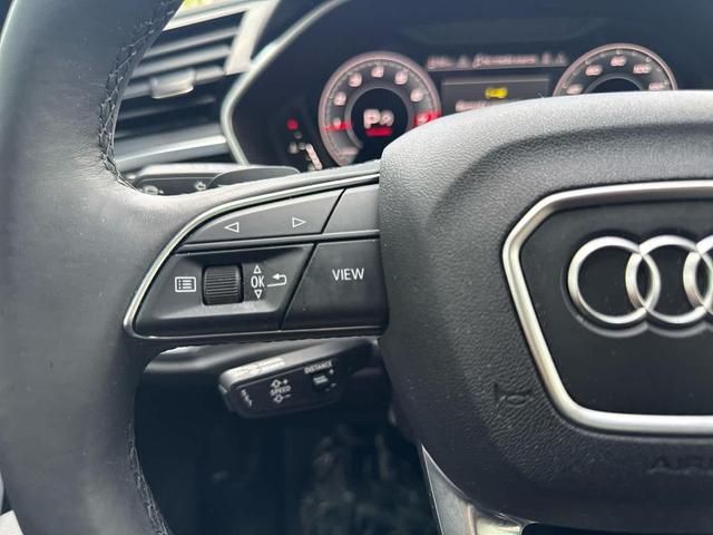 Photo of 2022 Glacier White Metallic Audi Q3