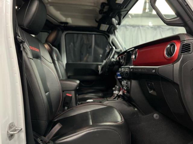 Photo of 2021 White Jeep Wrangler Unlimited