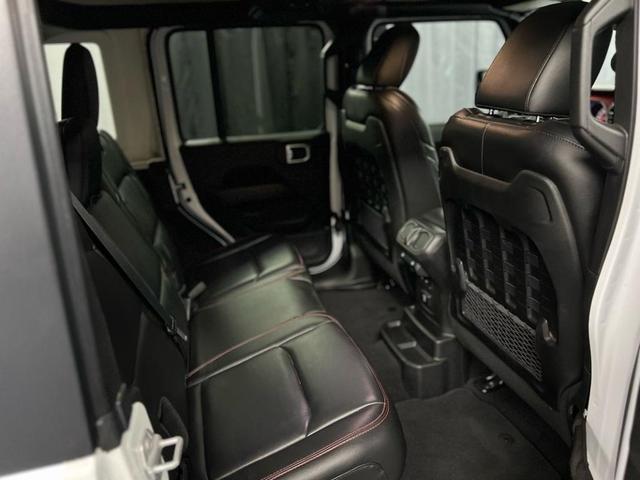 Photo of 2021 White Jeep Wrangler Unlimited