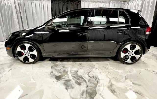 Photo of 2012 Black Volkswagen GTI