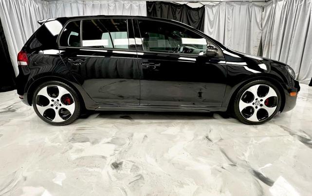 Photo of 2012 Black Volkswagen GTI