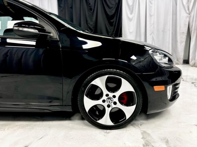 Photo of 2012 Black Volkswagen GTI
