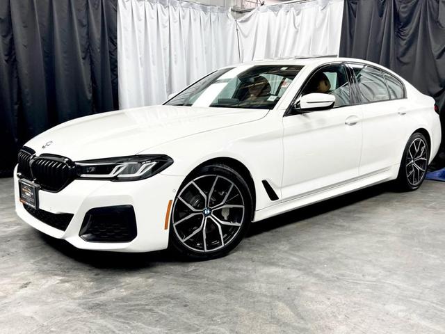 2022 BMW 530
