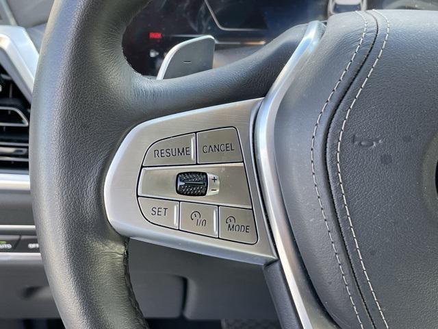 Photo of 2025 White Metallic BMW X7
