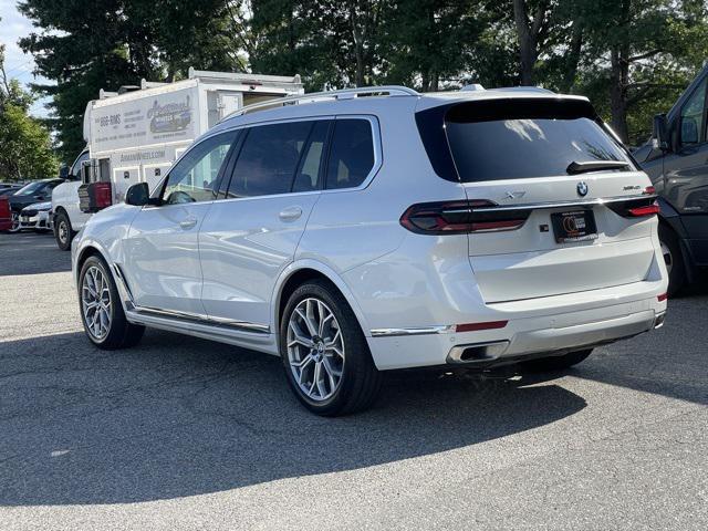 Photo of 2025 White Metallic BMW X7