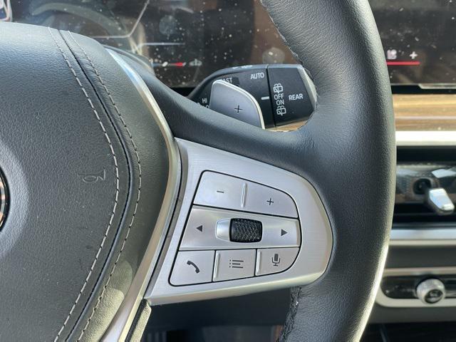 Photo of 2025 White Metallic BMW X7