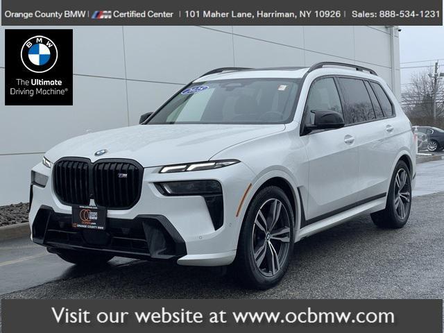 Photo of 2025 Mineral White Metallic BMW X7