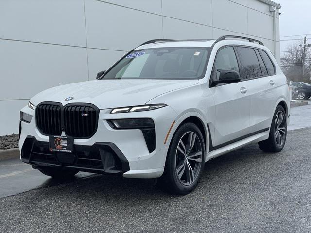 Photo of 2025 Mineral White Metallic BMW X7