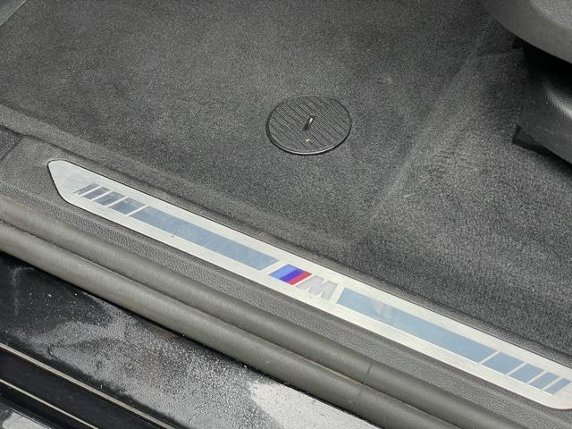 Photo of 2025 Black Sapphire Metallic BMW X7