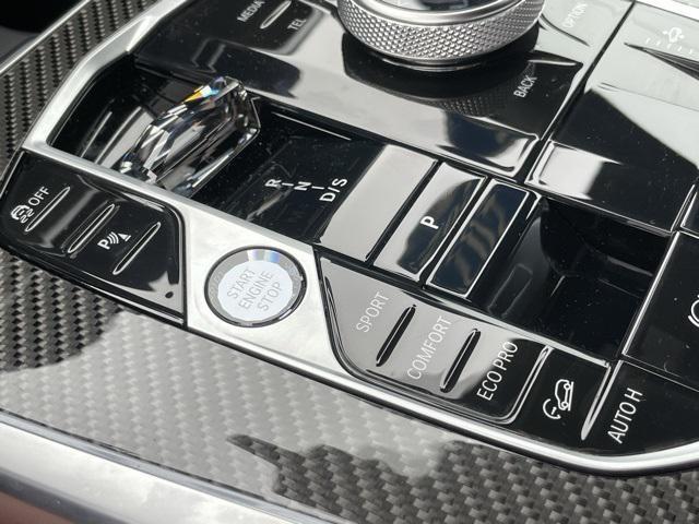 Photo of 2025 Gray Metallic BMW X7