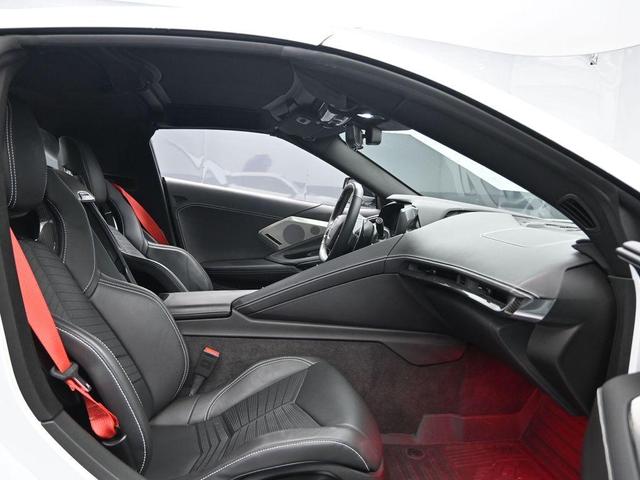 Photo of 2023 Arctic White Chevrolet Corvette