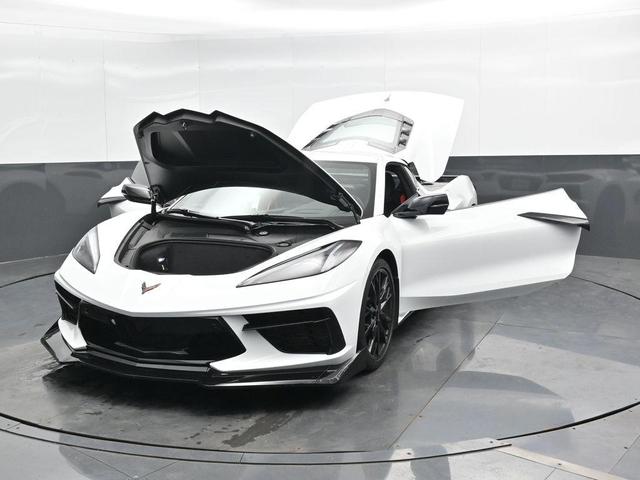 Photo of 2023 Arctic White Chevrolet Corvette