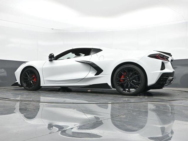 Photo of 2023 Arctic White Chevrolet Corvette