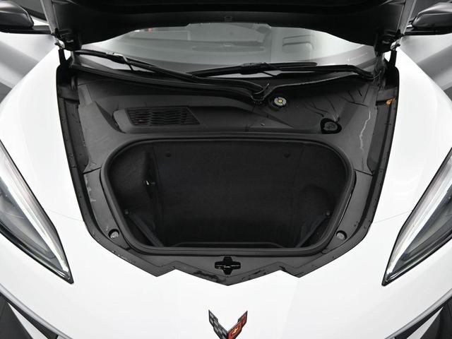 Photo of 2023 Arctic White Chevrolet Corvette