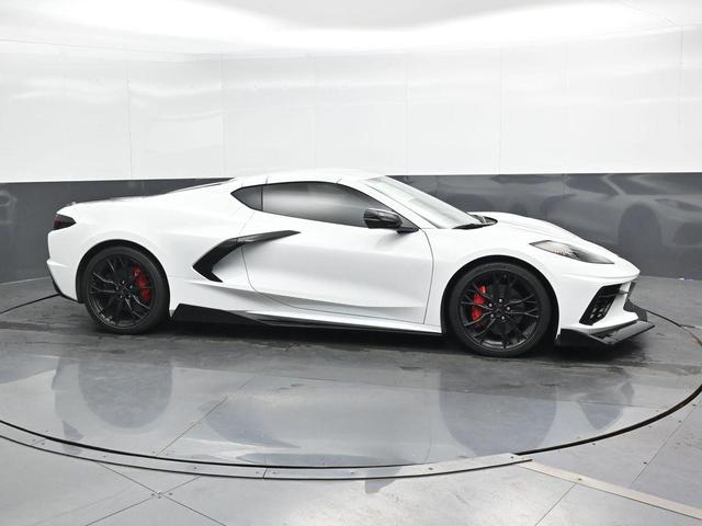 Photo of 2023 Arctic White Chevrolet Corvette