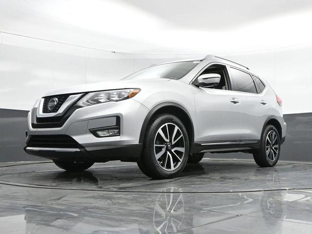 Photo of 2020 Brilliant Silver Metallic Nissan Rogue