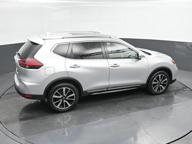 Photo of 2020 Brilliant Silver Metallic Nissan Rogue