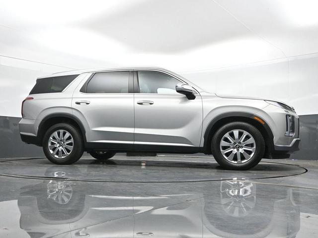 Photo of 2024 Silver Hyundai PALISADE