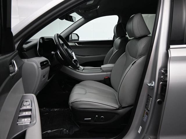 Photo of 2024 Silver Hyundai PALISADE