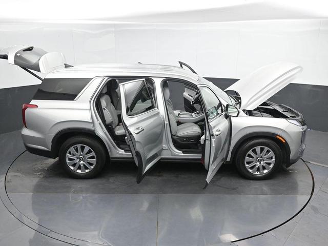 Photo of 2024 Silver Hyundai PALISADE