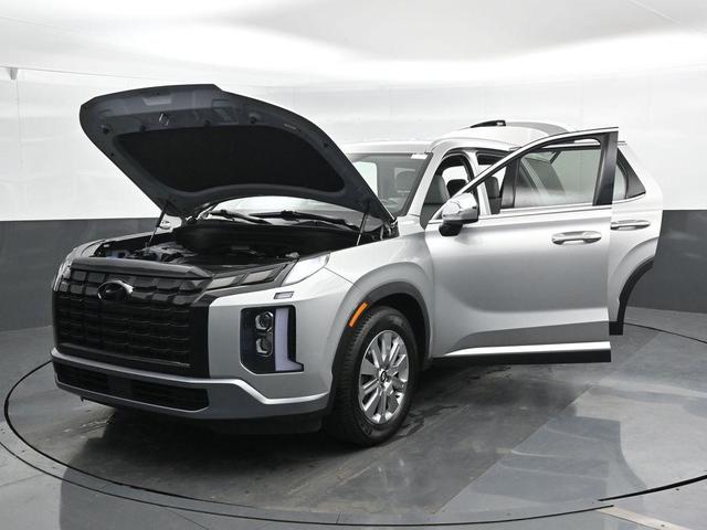 Photo of 2024 Silver Hyundai PALISADE
