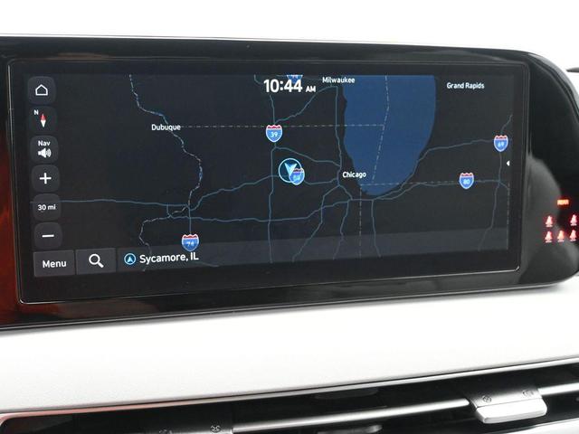 Photo of 2024 Silver Hyundai PALISADE