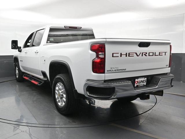 Photo of 2024 Summit White Chevrolet Silverado 2500
